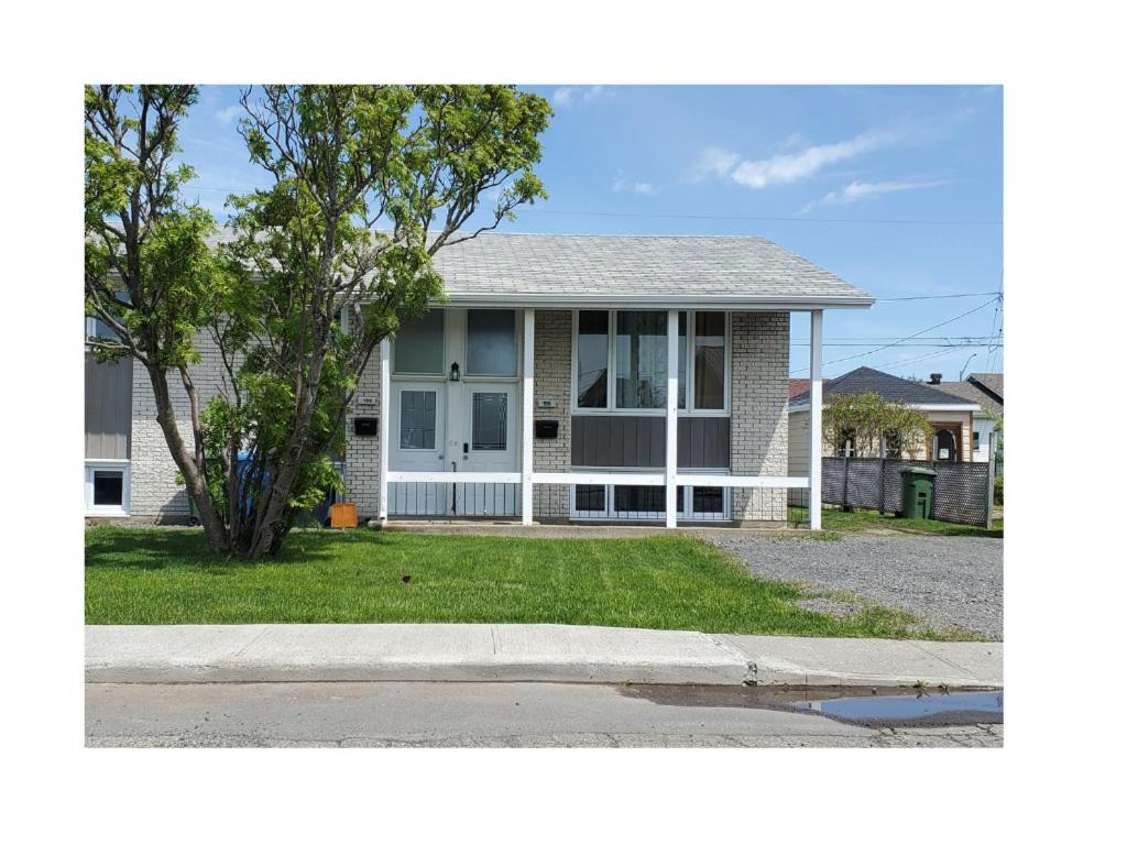 Maison St-Raymond Duplex Matane Exterior foto